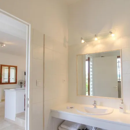 Апартаменты Avec Vue Pres D'ajaccio - 48 M²